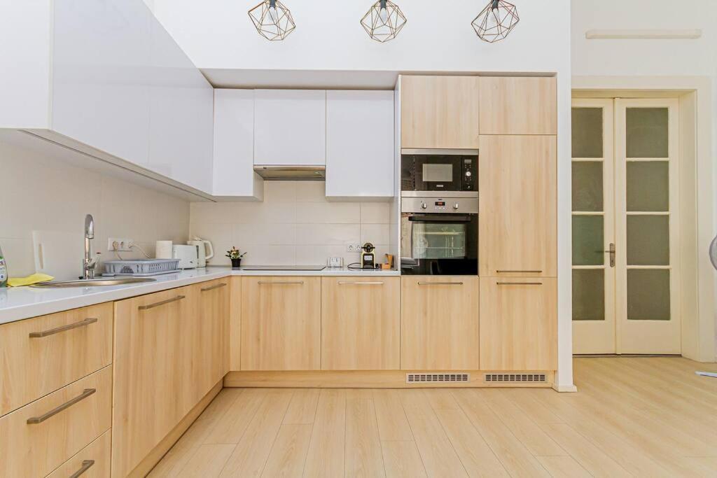 Luminous Design Apartment - W18 Budapest Exterior photo